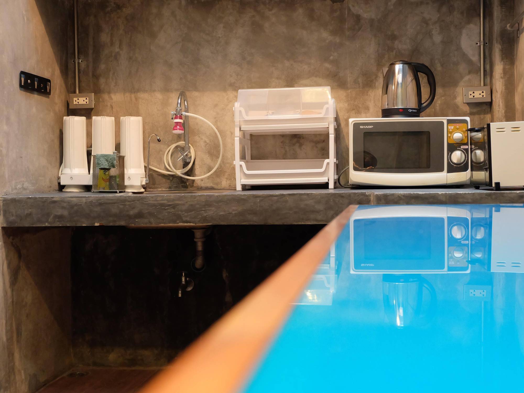 Tiny Hostel Бангкок Экстерьер фото